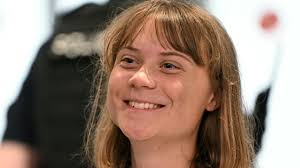 Video: Two hangers in a minute by country footy star