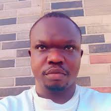 Heartwarming moment comedienne, Warri Pikin stormed her husband's office to  apologize to him after a misunderstanding (video)