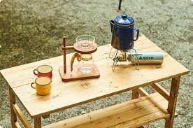 キャンプギアをdiy 変幻自在に使える木製キッチンテーブル hondaキャンプ キッチンテーブル キャンプコーヒー キャンプ テーブル diy