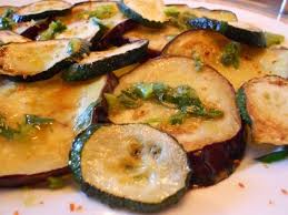Das Perfekte Levantinische Auberginen Und Zucchini Mezze Rezept Mit Einfacher Schritt Fur Schritt Anleitung Die Aubergine W Mezze Rezepte Auberginen Zucchini