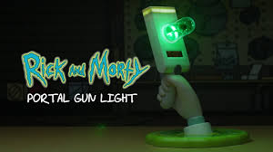 Rick and morty rely on their trusty portal gun to travel between dimensions, and now you can bring the adventure to your bookshelf with these rick and morty bookends that feature the space and time traveling duo running through dimensions via a portal. Rick And Morty Portal Gun Lampe Geschenke Und Gadgets Fur Nerds Online Kaufen Getdigital