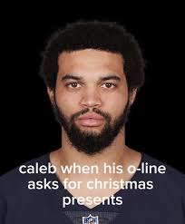 buddy NEEDS a new o line #fyp #fypシ #real #nfl #blowup #blowthisupforme  #viral #viralvideo #nfl #nflfootball #chicago #chicagobears #calebwilliams  #offensivelineman