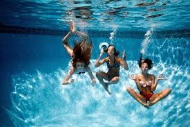 9 Insta Pool Pics You Have To Take Before Summer Ends Girlslife