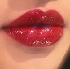 Glossy Red Lips Aesthetic