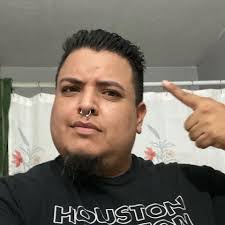 Devante Hampton's Instagram, Twitter & Facebook