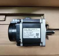 1PCS used omron R88M-1M20030T-S2 Servo Motor tested good
