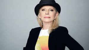 This article presents the discography of the french pop singer véronique sanson. Veronique Sanson La Survivante Fete Ses 70 Ans Au Palais Des Sports