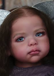 Lilly by Regina Swialkowski