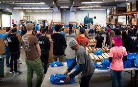 The feeding america nationwide network of food banks secures and distributes 4.3 billion meals each year through food pantries and meal programs throughout the united states and leads the. United Food Bank Volunteer Center Grand Opening Edible Phoenix