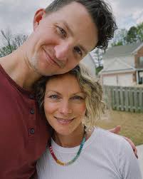 Daniel DeWitt (@danieldewittmusic) • Instagram photos and videos