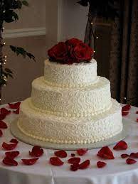 3 Tier Round Wedding Cake With Scrollwork Round Wedding Cakes Buttercream Wedding Cake Round Wedding Cakes Dream Wedding Cake