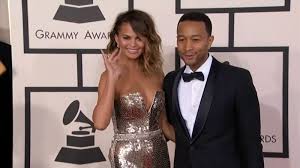 Chrissy teigen explains why she deleted over 60,000 tweets amid continued false accusations of the chef and social media personality stated on twitter that she recently deleted over 60,000 tweets. Chrissy Teigen Shuts Down Popular Twitter Account In Reaction To Negativity Abc13 Houston