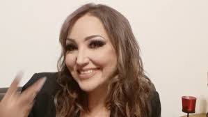 PLATICANDO CON KARLA LOZANO, VOCALISTA DE FLAMINGO