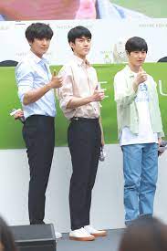 ‼️no rush postage ‼️postage + packaging (rm7 wm/em) ‼️ Dailyexo Sehun Chanyeol Suho 180806 Nature Republic