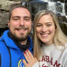 Kathryn Broughton and Garrett Burks's Wedding Registry