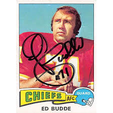 Ed Budde autographed football card (Kansas City Chiefs) 1975 Topps #174