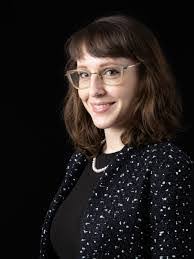 Karin Willis's Instagram, Twitter & Facebook