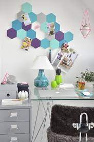 We got 10 great ideas that are pretty quick to make and fun to personalize. 50 Diy Dorm Decor Ideas