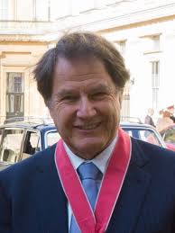 Oscar winner at Holocaust center