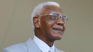 Cubs made Buck O'Neil MLB's first black coach