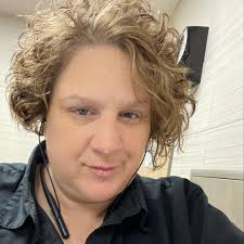 What are some good restaurants in West Allis?