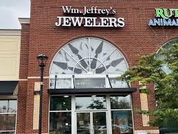 William Jeffreys Jewelers in Mechanichsville, Virginia just outside  Richmond is a Primo ALISA dealer. Come Visit with Jeff, Megan, Nancy, and  the entire crew for an amazing selection of the finest handcrafted