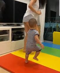 Manage your video collection and share your thoughts. æž—èŠŠå¦¤è¦ªå­ç‰‡è¢«ç¶²æ°'æ‰¹è©• æ„›éœ² è€å…¬mançˆ†åŠ›æ'å†‡å•é¡Œé˜»æ­¢åˆªç‰‡ æ™´å ± å¨›æ¨‚ ä¸­æ¸¯å° D200408