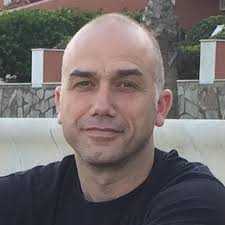 César TORRES-MARTÍN