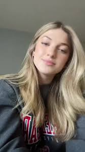 @Ash ur favorite song in ur room dont kill me🫡