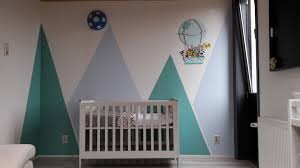 originele muur babykamer mooie houten muursticker van diertjes in luchtballon op ontzettend leuke muur gesch babykamer decoratie muur babykamer houten wanden