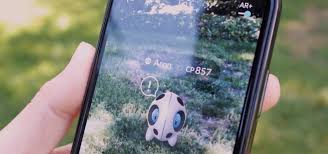 Create pokémon instantly on ios & android and send to sword & shield nintendo switch games! Niantic Levels The Pokemon Go Playing Field Between Iphone Android With Arcore Support Mobile Ar News Next Reality