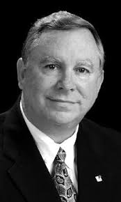 UGrad Commencement Broch 2004