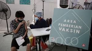 Jul 02, 2021 · apa saja efek samping yang sering terjadi pascavaksinasi moderna? Bolehkah Pemberian Vaksin Covid 19 Dosis Kedua Dimajukan Gaya Tempo Co