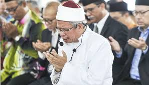 I want to build community among people who are perpetually fascinated and forever seeking out new things to learn; Mariam Mokhtar Minister Of Religious Affairs Being Highly Irresponsible Complacent The True Net