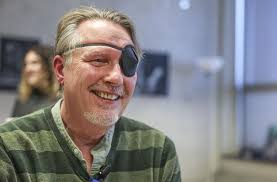 Heartland art professor McAvoy retires after 25 years