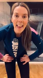 *I samarbete med Nordic Wellness Lomma* Än är det inte läge att öppna upp  läktaren, även om vi hoppas att vi snart ska få möjlighet att lätta på  restriktionerna. Men här kommer ett tips från hästtjej ...