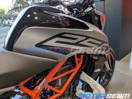 Explore ktm 200 duke price in india, specs, features, mileage, ktm 200 duke images, ktm news, 200 duke review and all other ktm bikes. 2017 Ktm Duke 200 250 390 First Look Video Motorbeam