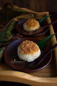 Ketan Serundeng Makanan Makanan Dan Minuman Kue Camilan