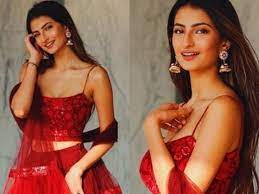 Shweta Tiwari S Daughter Palak Tiwari Dazzles In A Fiery Red Lehenga See Pics The Times Of India Palak tiwari (@palaktiwadi) • instagram … perevesti etu stranicu. shweta tiwari s daughter palak tiwari