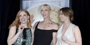 Long before the evil queen ravenna (charlize theron) was thought vanquished by i really don't know why everyone is giving it a bunch of crap! Zaki S Review The Huntsman Winter S War Huffpost