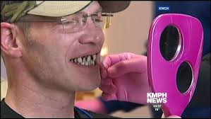 Waiter Gets Big Tip, $25,000 In Free Dental Work