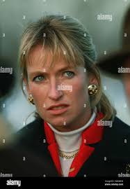TRACEY BAILEY RACE HORSE TRANER (WIFE OF KIM 30 November 1993 Stock Photo