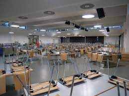 Their requirement for entry is that their potential members must score within the top 2% in their standardized intelligence test. Mensa Gesamtschule Nordstadt Neuss