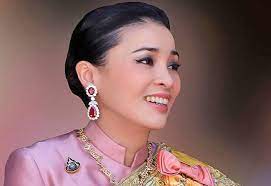 พระราชินีแห่งสเปน, ซาร์ดิเนีย และซิซิลี ดัชเชสแห่งเบอร์กันดี (16 มกราคม ค.ศ. à¸žà¸£à¸°à¸£à¸²à¸Š à¸™ à¸™ à¸³à¸žà¸£à¸°à¸£à¸²à¸Šà¸«à¸¤à¸— à¸¢ à¸« à¸§à¸‡à¹ƒà¸¢à¸›à¸£à¸°à¸Šà¸²à¸£à¸²à¸©à¸Žà¸£