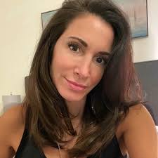 Rhonda Squires Email & Phone Number