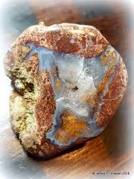 Thunder Egg From The Hauser Beds In Southern California Collected And Polished By James K Bowden Thunde Minerals Rocks And Minerals Rockhounding California