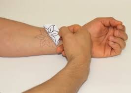 Place a blank sheet of paper over the carbon paper. 2 Different Types Of Tattoo Transfer Paper