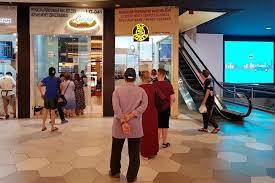 The banks are the primary option but their rates are terrible and opening hours often leave something to be desired. Mid Valley Ktm Station Klia2 Info