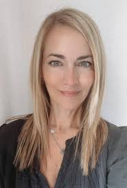 Stephanie Nemeth's Instagram, Twitter & Facebook