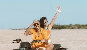 Son of manuel henrique correia da silva ribeiro and wife ester da nazaré. Ya Burihan Anuncia Fim Do Relacionamento Com Lipe Ribeiro Eu Que Errei